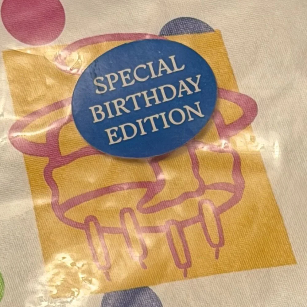 DISNEY - Pooh Flannel Back Vinyl Tablecloth (60